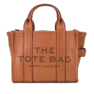 Marc jacobs the mini tote bag in argan oil